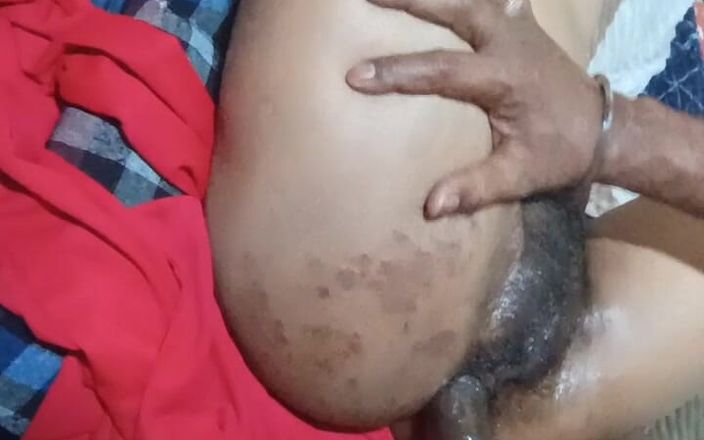 Mrandmrsvema22: देसी पंजाबी लड़की बॉयफ्रेंड के साथ गांड चुदाई करती है वह लंड चुसाई देती है नग्न ऊँगली करती है पिटाई उसके बॉयफ्रेंड का हस्तमैथुन