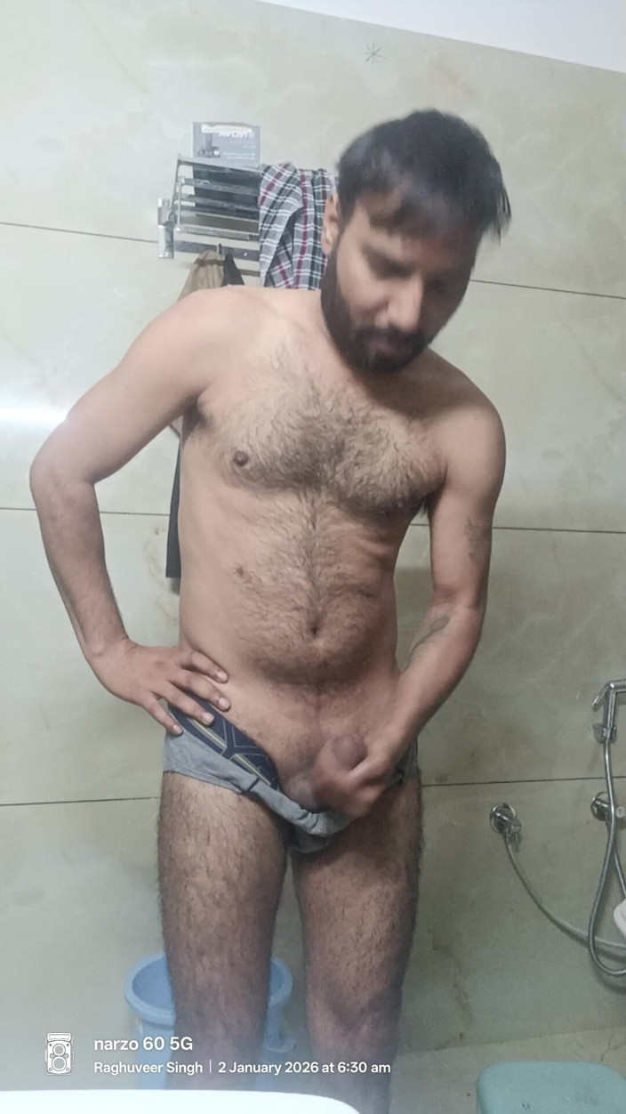 Rajasthani-old-lover: 印度拉贾斯坦德西男人享受淋浴