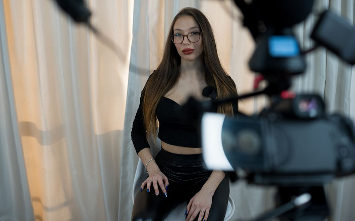 Laura Quest: アダルト業界からの告白