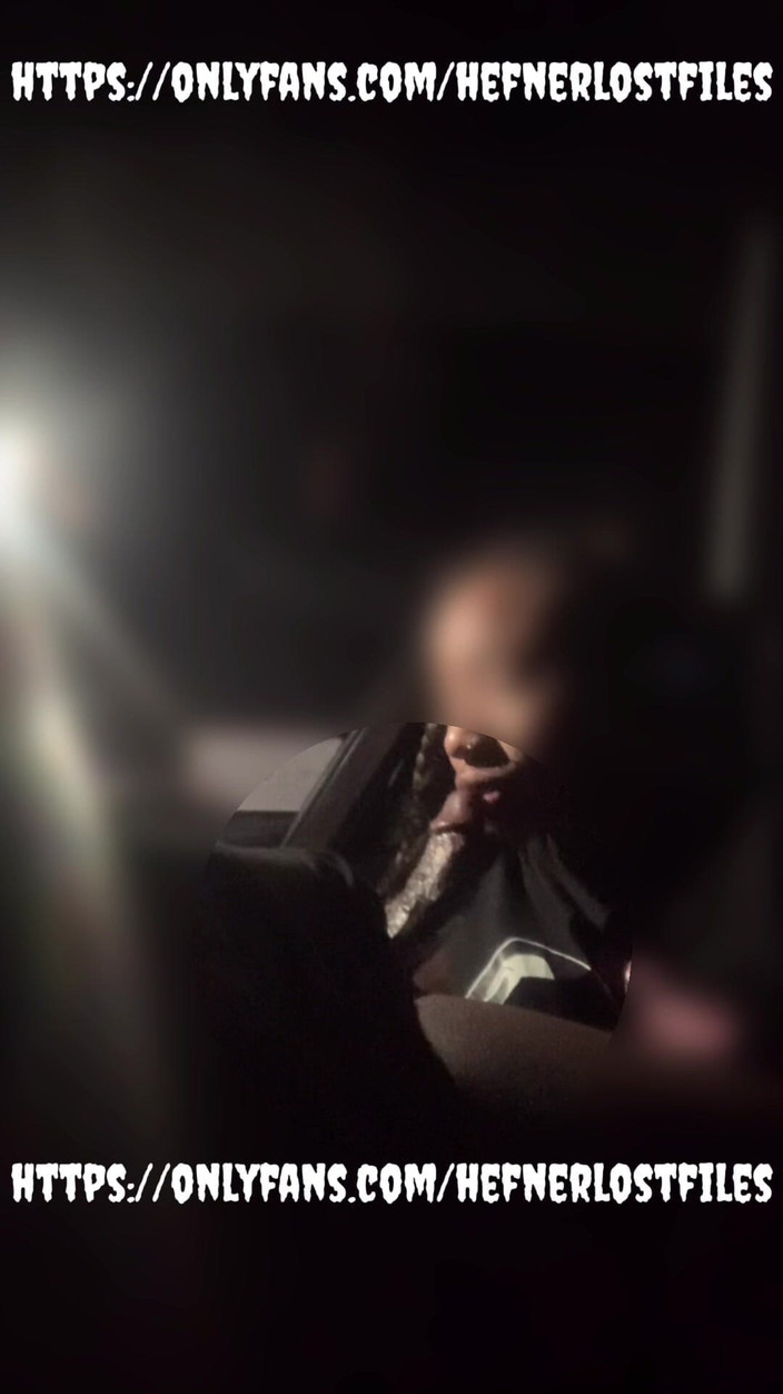 PlayboyHef: 몰래 머리