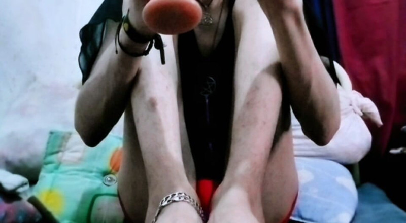 Arthemisa-halliwell: Ein köstlicher footjob mit meinem dildo