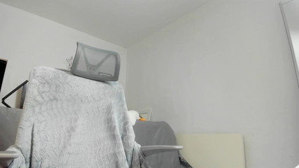 Gunter Meiner: Aku meminjam mainan seks tetanggaku waktu dia lagi belanja produk...