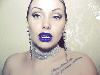 Goddess Misha Goldy: グラマラスなブルーのキラキラした唇