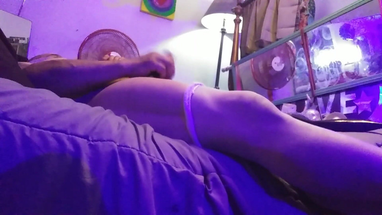 Atm lovers 69: Joacă cu vibrator