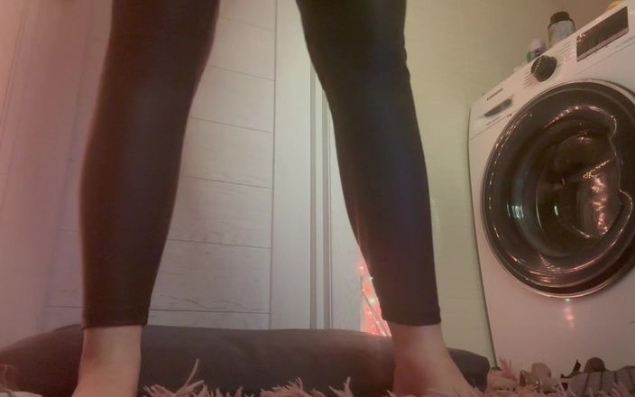 JuiceLussie: Leder-leggings. Lederfetisch. Arsch in Leder und haben spaß mit Leder