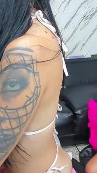 Blowjob, während man von hinten gefickt wird