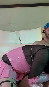 Trans Kelsey Masters đụ trong cặp mông khổng lồ và thổi kèn - tổng hợp 3