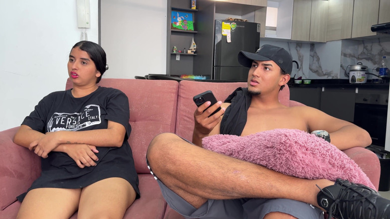 Hilary palvin: While My Husband's Cuckold Makes Lunch Latina Slut Gets Fucked...
