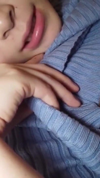 Plaisir sans fin, une rencontre tant attendue se transforme en une séance profonde, à boire jusqu’à l’os. Chapitre 2