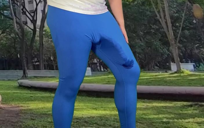 Lucas Nathan King: 巨大なチンポがパンツで射精
