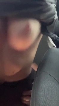 차에서 섹시한 학생 2