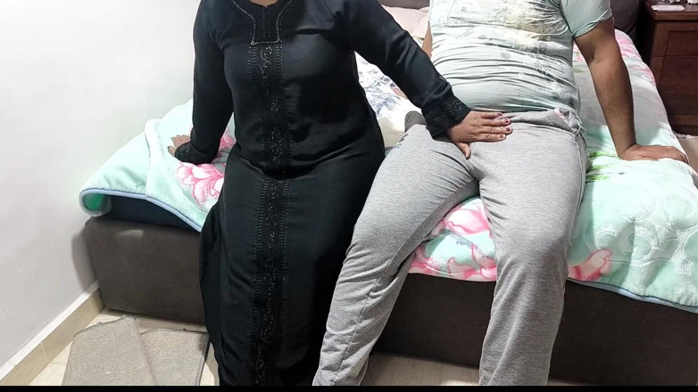 Arabic Bbw: Jag knullade min styvmamma med min vän