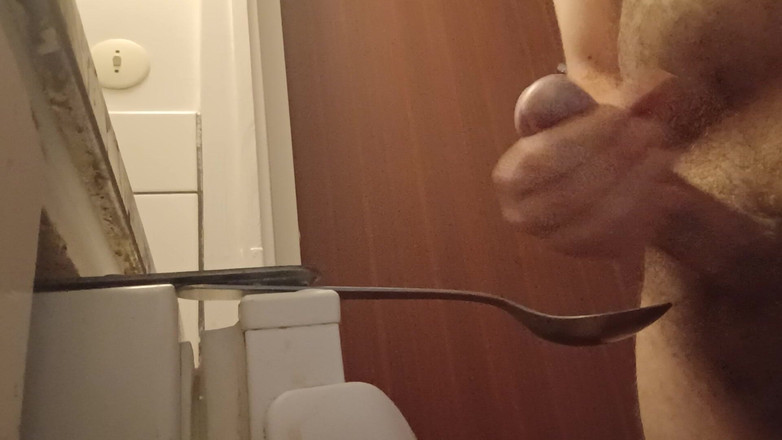 Ed Eden: Stříkání na lžíci