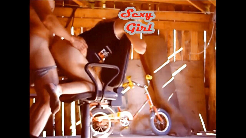 StrongSrg: Rychle ošukal přítelkyni své ženy v garáži