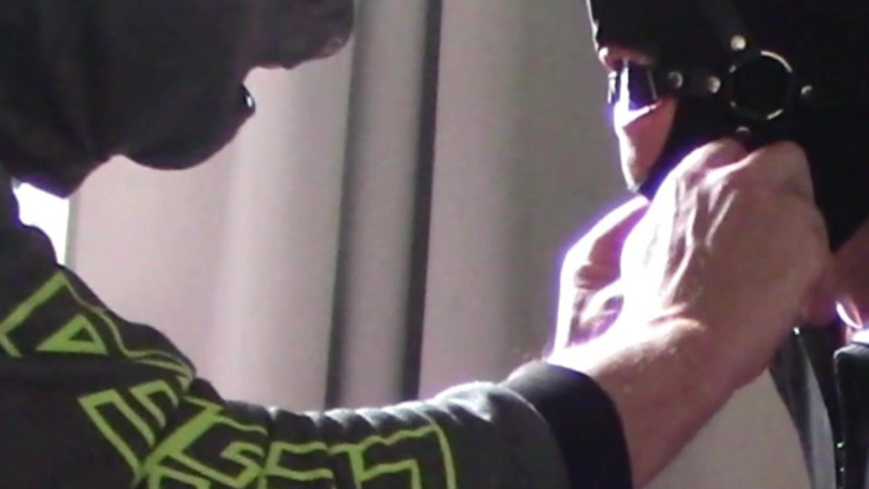 LauraOnHeels: MILF geneukt in de mond met speeksel en sperma