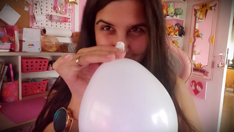 melu_world: Pipi tembam menghisap belon - Bunny Looner