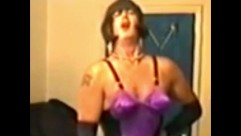 MoniqueSatinTv: Sevgi dolu saten bölüm 2