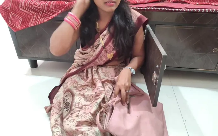 Mumbai Ashu: Desi Bhabhi masturbated her lover's dick and fucked his pussy