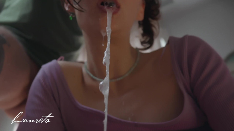 Lanreta: Blowjob pacar buatan rumah. Ngentot wajah ceroboh dan crot di...