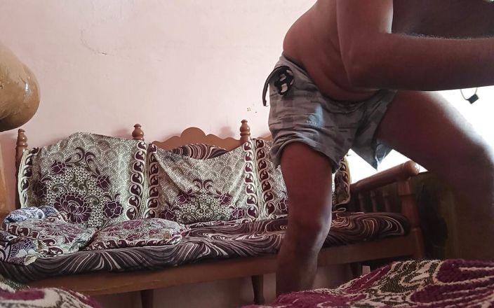 IsmaatDeva: Guardando musica romantica calda con piena sensazione di cornea come...