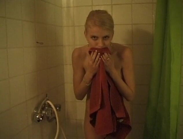 Flash Model Amateurs: Blonde with small tits masturbates while taking a shower