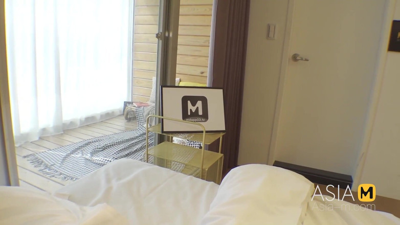 ModelMedia Asia: MDAG-0008 Pouliční lov/Sexuální touha s pohledným princem