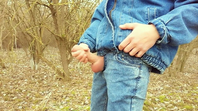 Idmir Sugary: Twink açık havada penis tıkacıyla mastürbasyon yapıyor - içinde üretral top ile...