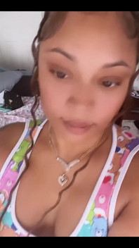 Právě jsem si opletla vlasy, líbí se ti to?