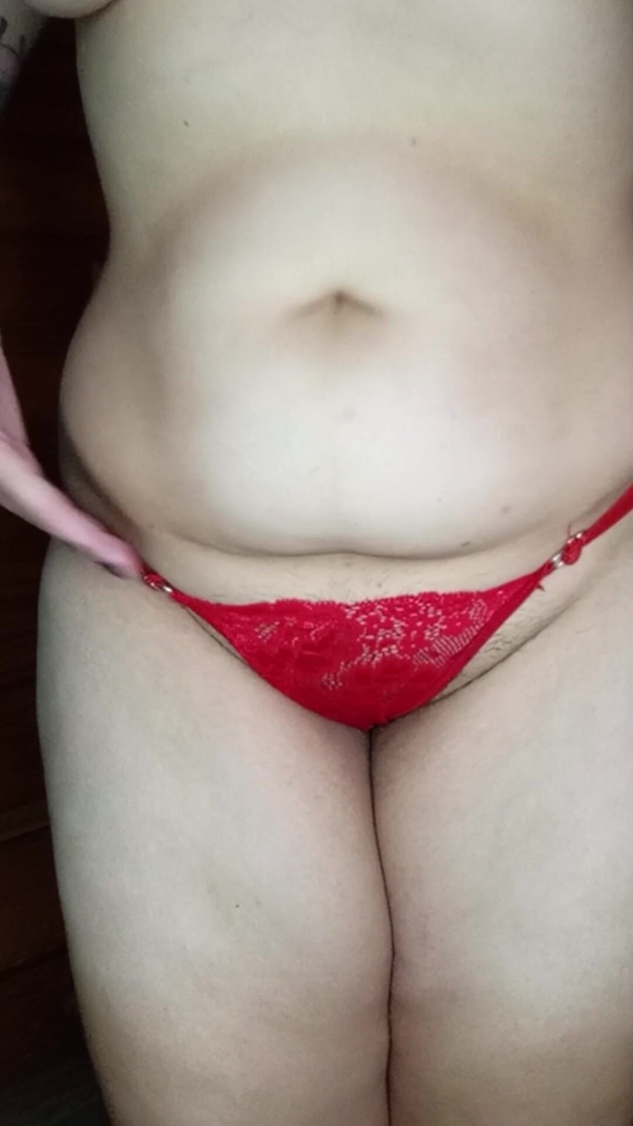 Chubbylexa: Spelen Met Mijn Dikke Buik En Mijn Borsten
