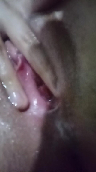 JackyPinkxxx: Injektuji sperma svého přítele