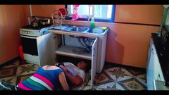 BBW Kelly Mom: Eine geile frau verführt den klempner.