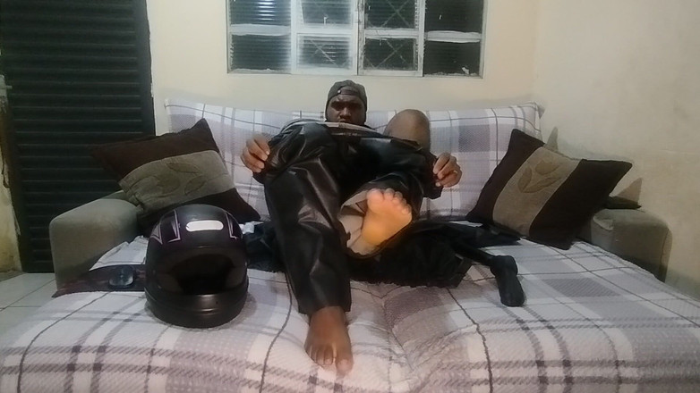 TheBlacKHunterr: Motorkář, který se vracím domů s touhou hrát