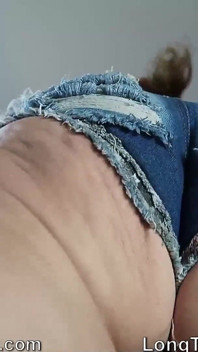 Daisy Dukes phun nước