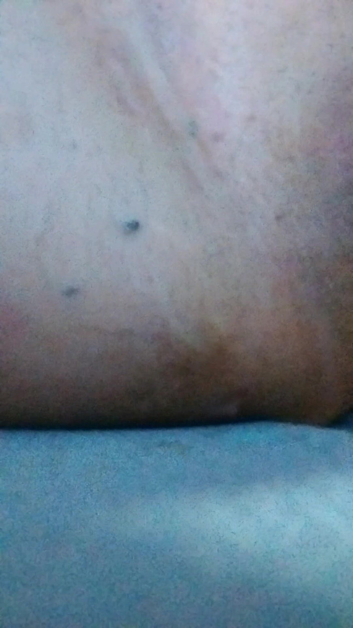Silkyeye6969: Amcığımı sikiyorum