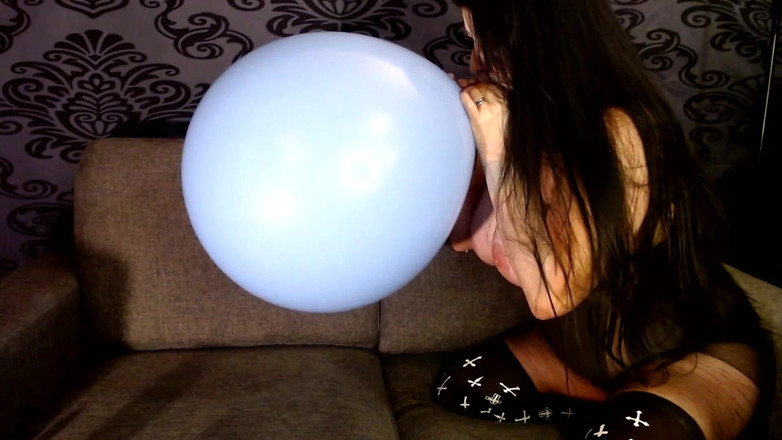 Abby Anna: B2p How Should I Pop My Big Blue Balloons