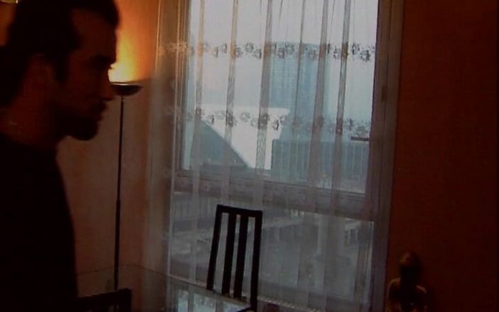 Filles Francaises: 法国婊子在热辣的群交中被狠操