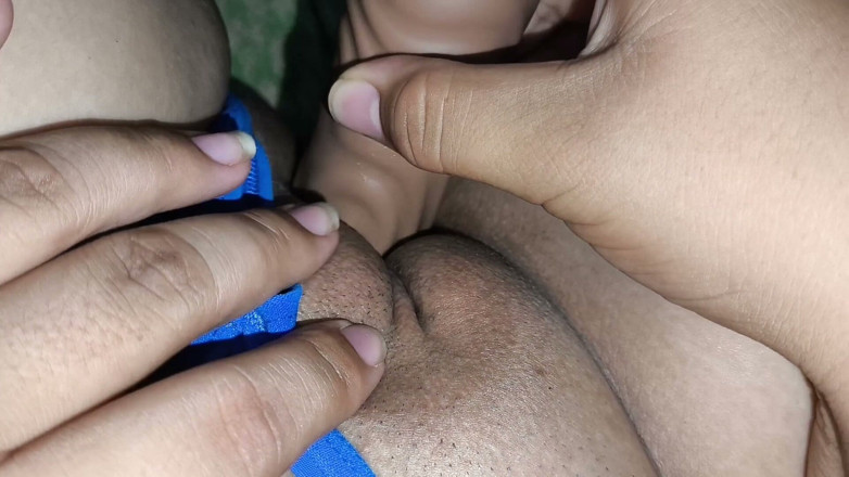 Theblackxxx: ランジェリー姿の美しいラテンの膣