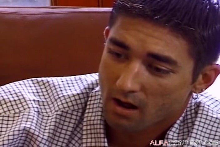 Horny MILFs: Kann jemand diese blonde schlampe endlich befriedigen?