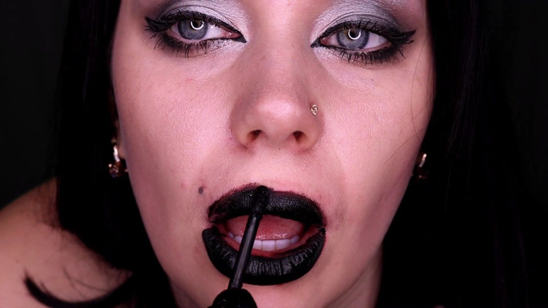 Goddess Misha Goldy: Lady in black lipnosis JOI