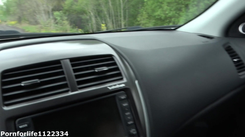 Pornforlife1122334: Gadis penumpang manis dicambuk dan di-fingering di dalam mobil