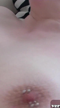 독일 Rothaarie 늙은 주거인이 의붓아들 섹스를 배웁니다.
