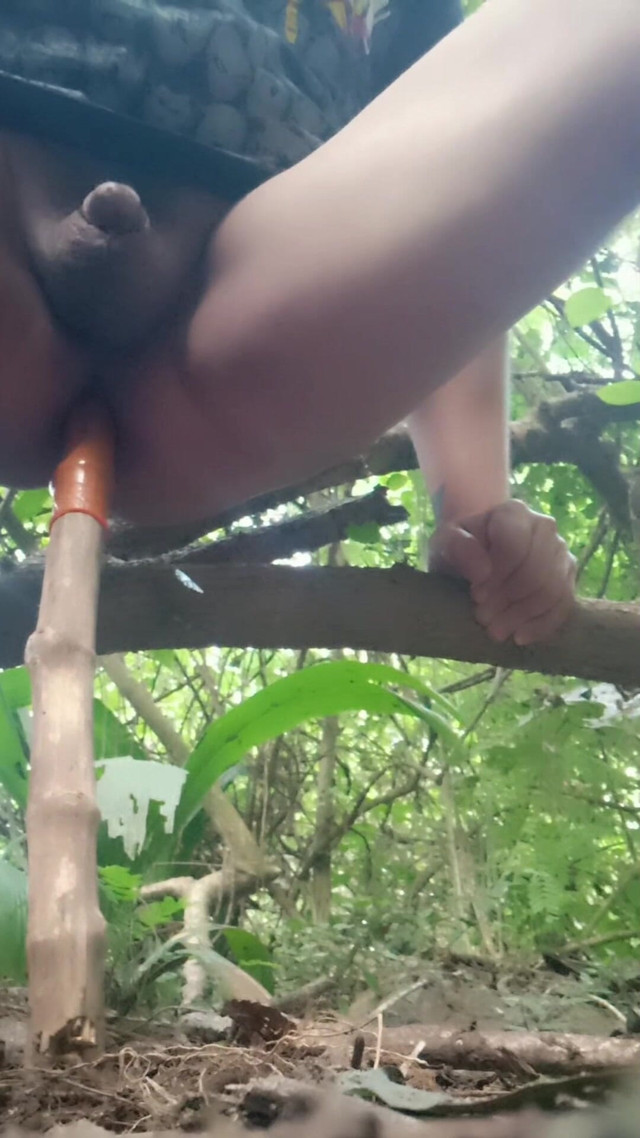 What a delicious stick! Eater-Ass (Big ass eater)