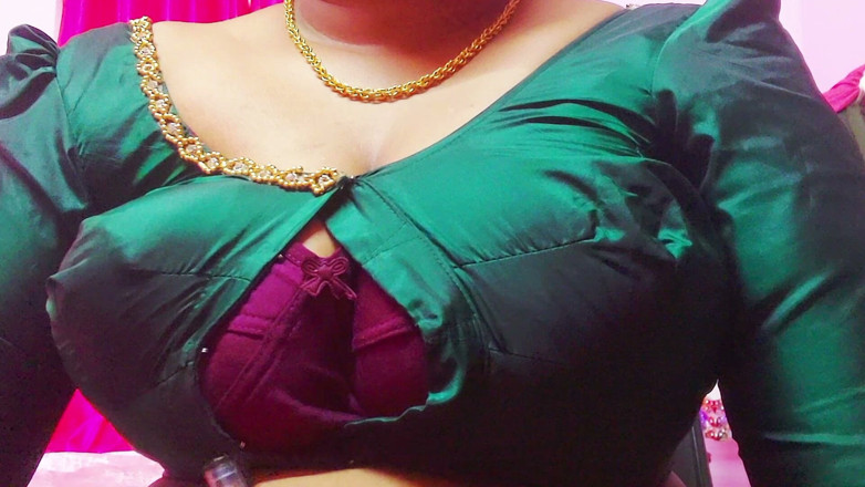 Desi Mohini: Indian Teacher satisfies Student sex after class