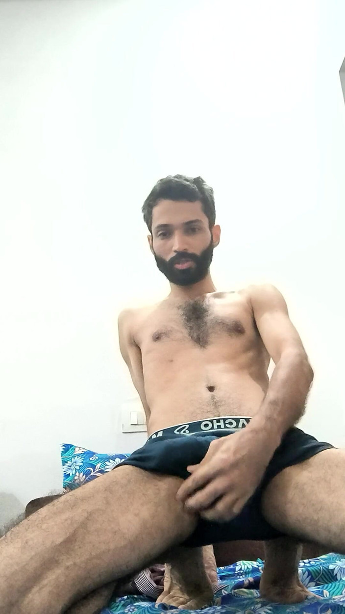 Saad568: Chico necesita follar su polla después de correrse