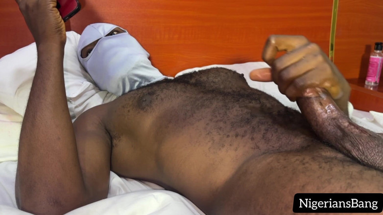 NigeriansBang G XXX: I Got Home Horny and Masturbate My BBC