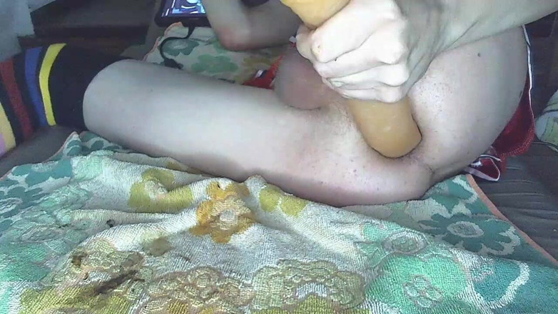 MeandI2: A big dildo in my asshole, again NO AUDIO