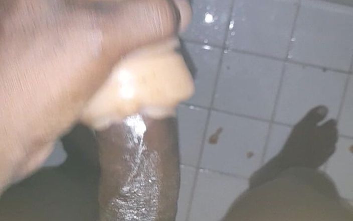 Black guy: Jerking off S7 E1