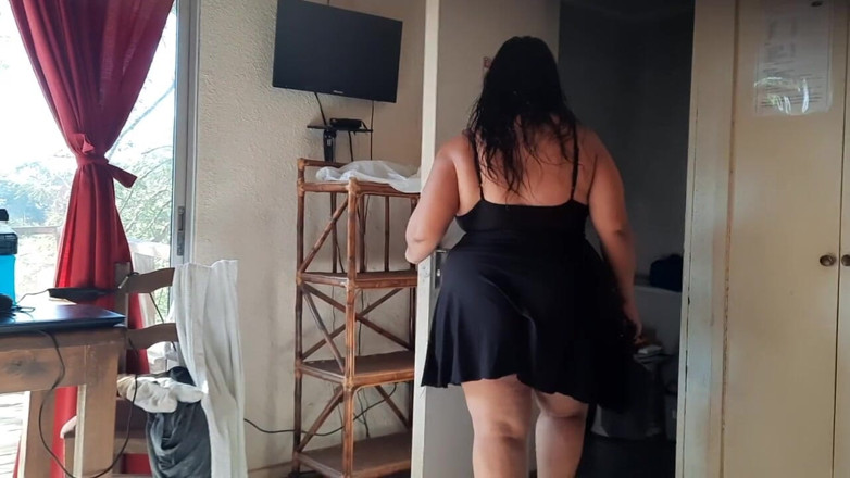 Riderqueen: Cewek semok kulit putih lagi asik ngentot