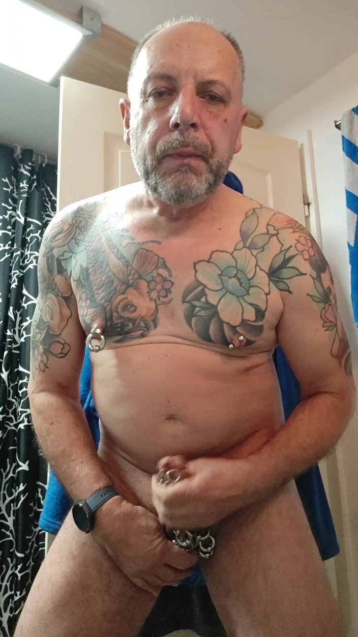 sls-frank: sls-frank saya menyembur di bilik mandi dari subhirisan saya