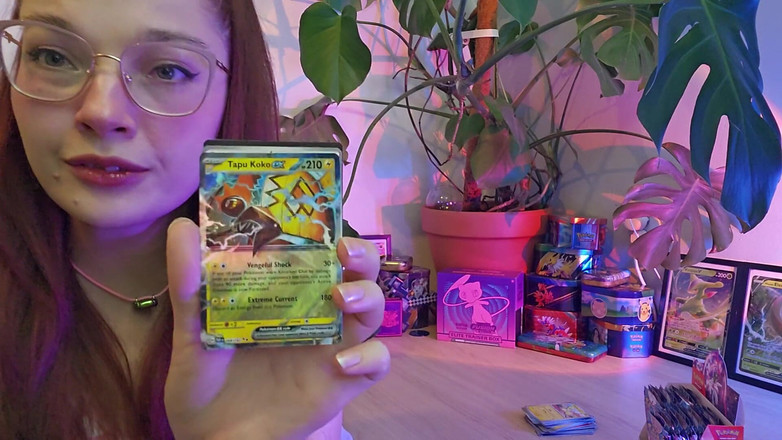 petitesubkitten: Asmr toys zieht süße rothaarige